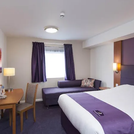 Premier Inn London Beckton-2